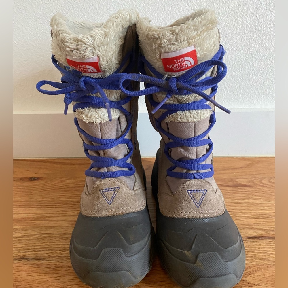 The North Face Heat Seeker Snow Boots kids 3.